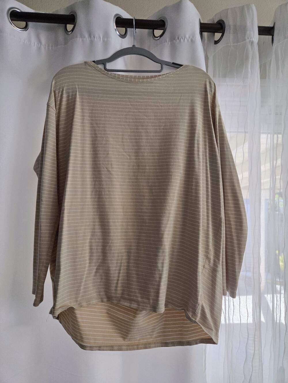 Lululemon Back In Action Size 10